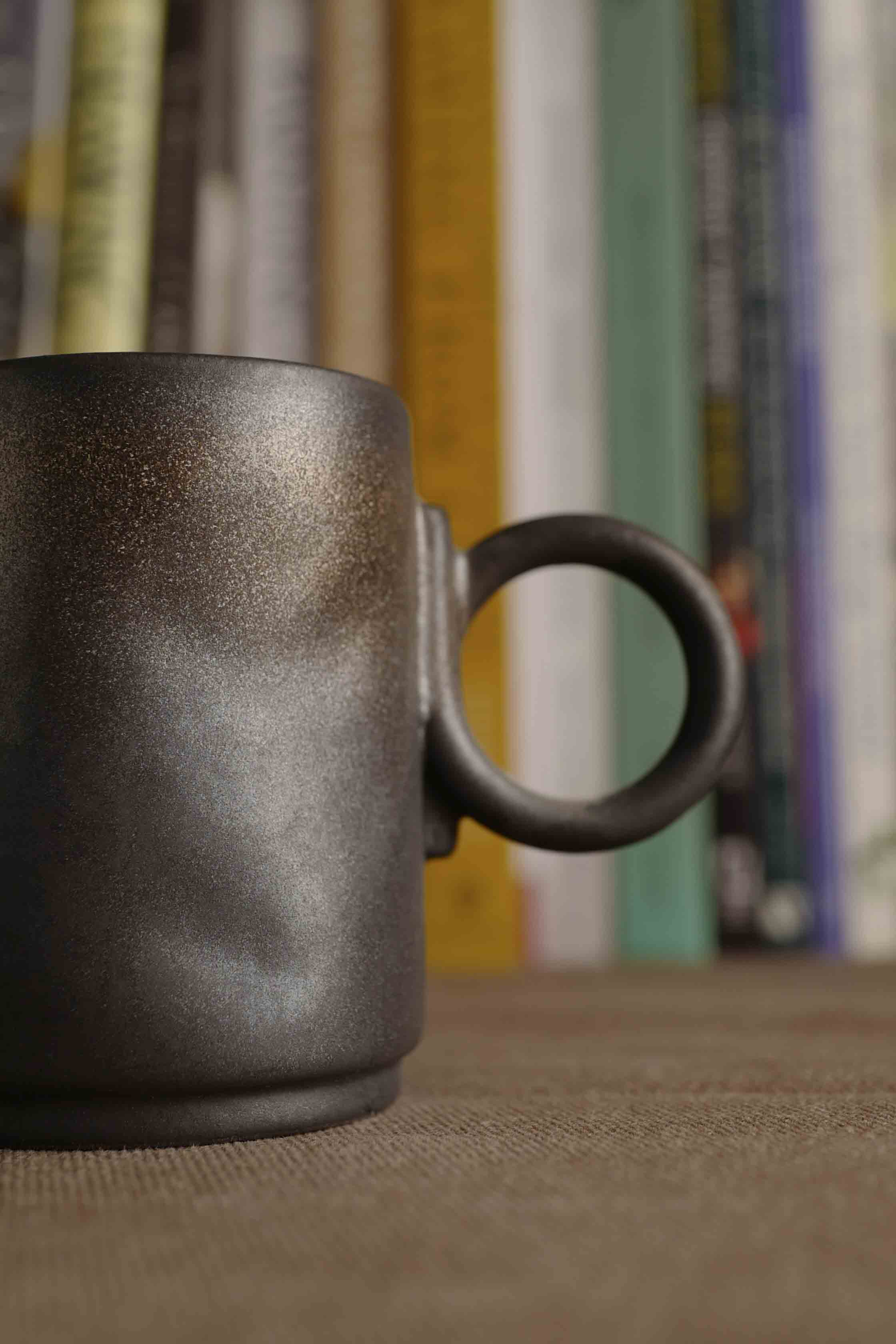Handmade Metallic Black Glazed Ceramic Mug – Stoneware Raku Ware Espresso Cup with Round Handle – Wabi-Sabi Japanese Raku Pottery Gift