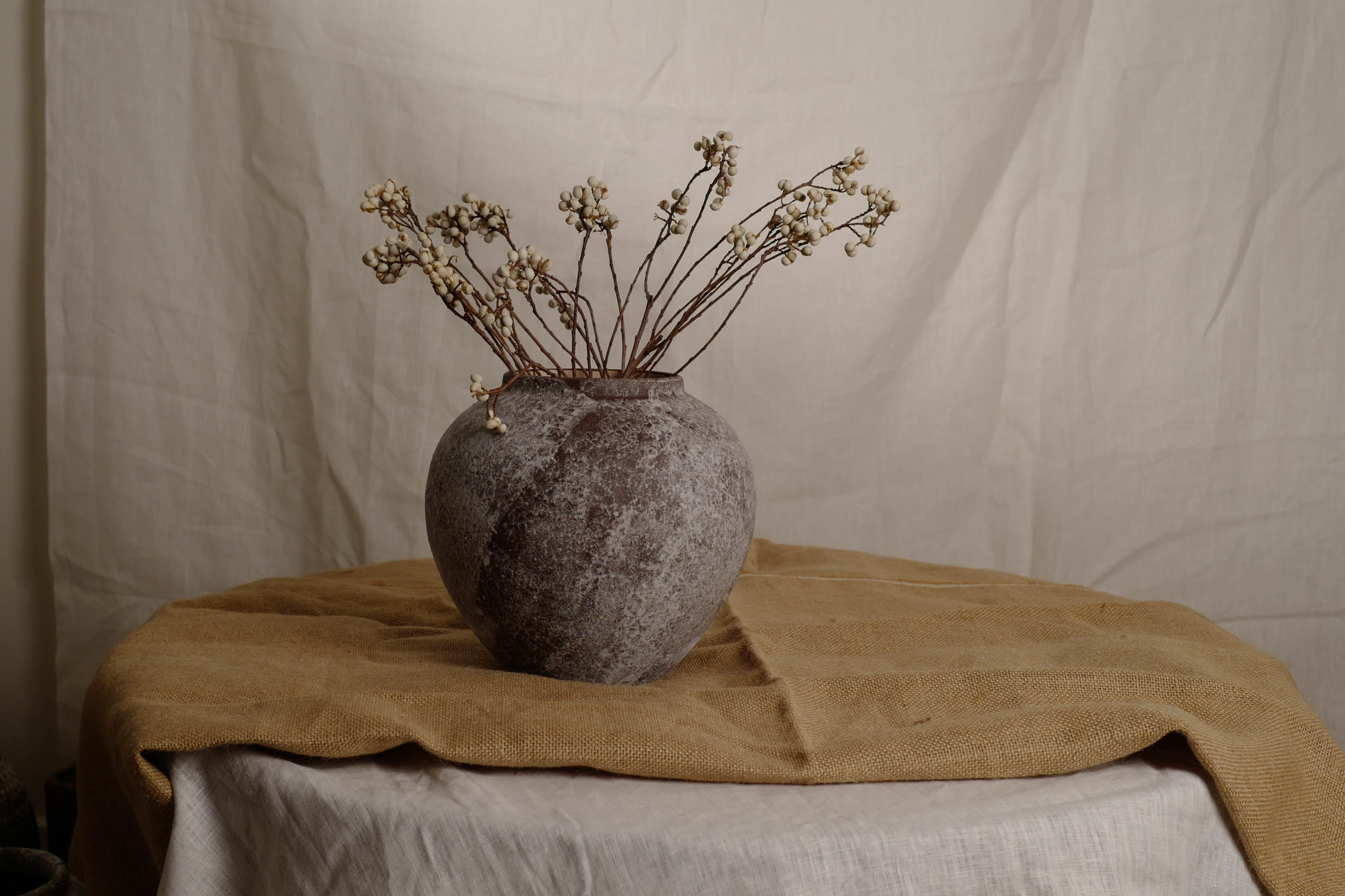 Mineral Frost Vase, Medium Round