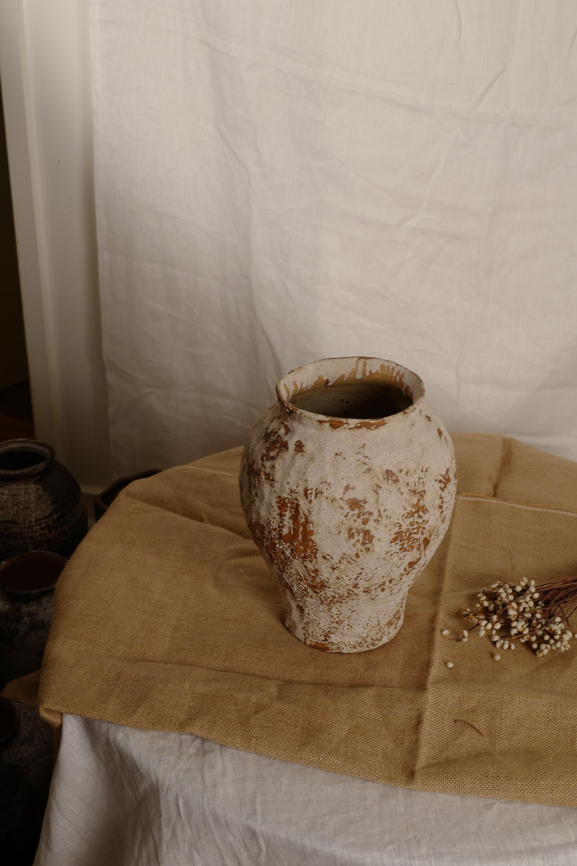 Dust of Mars Series Vases, Bulb