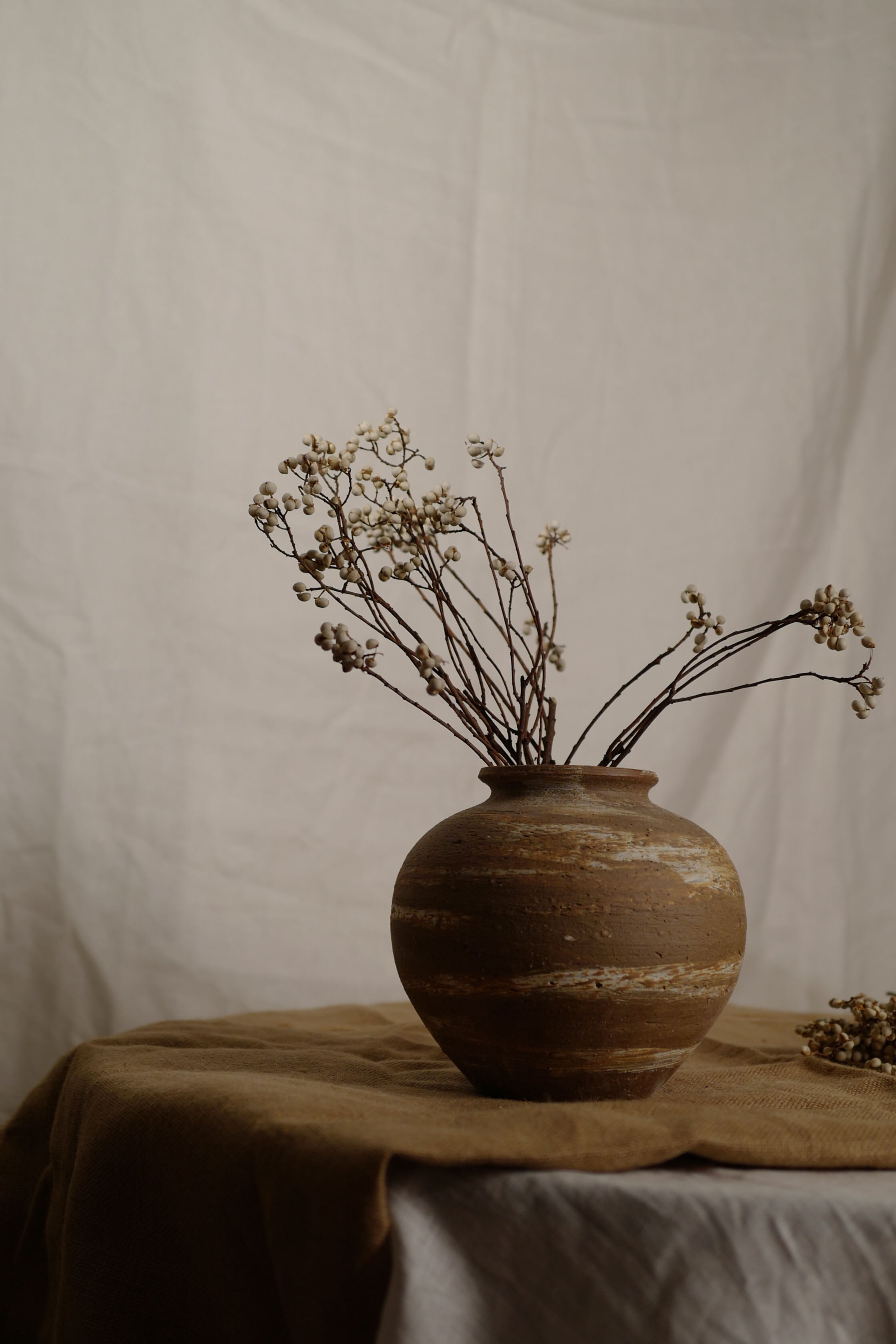 Saturn's Stripe Vase, Round