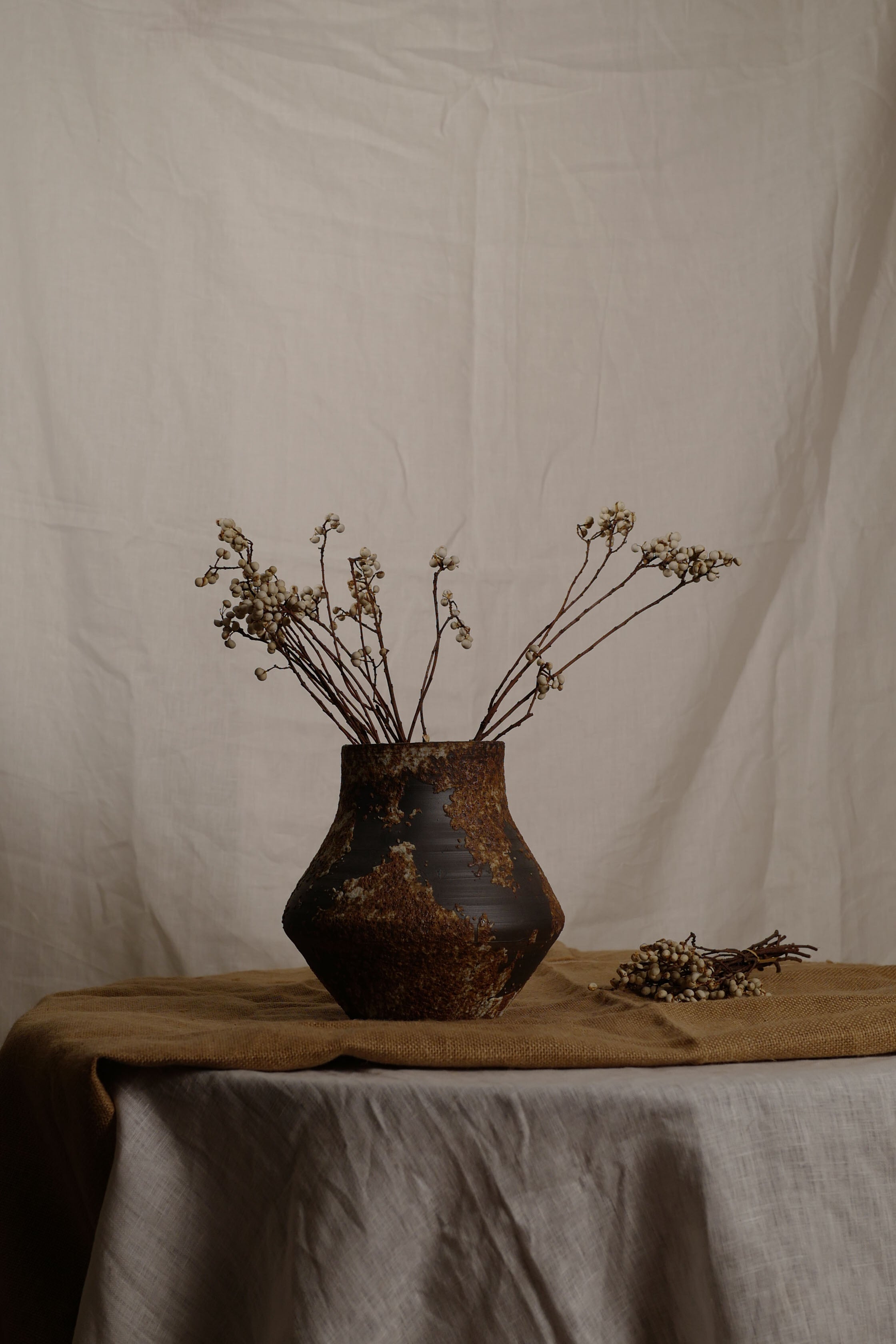 Rusty Flame Series Vase, Bulb
